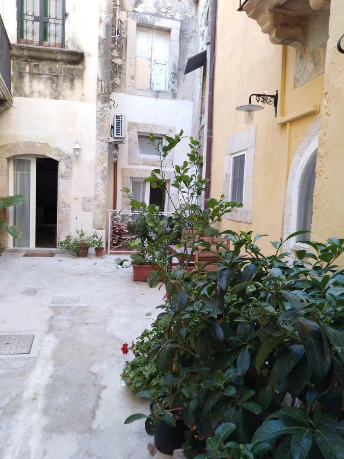 Dream Suite In Ortigia Siraküza Dış mekan fotoğraf
